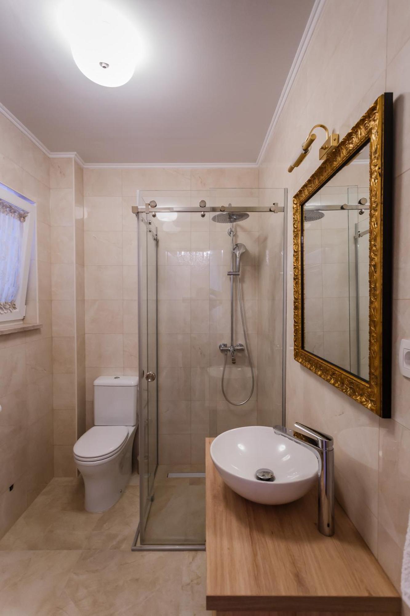 San Mihael Luxury Rooms 1 Dugopolje Bilik gambar